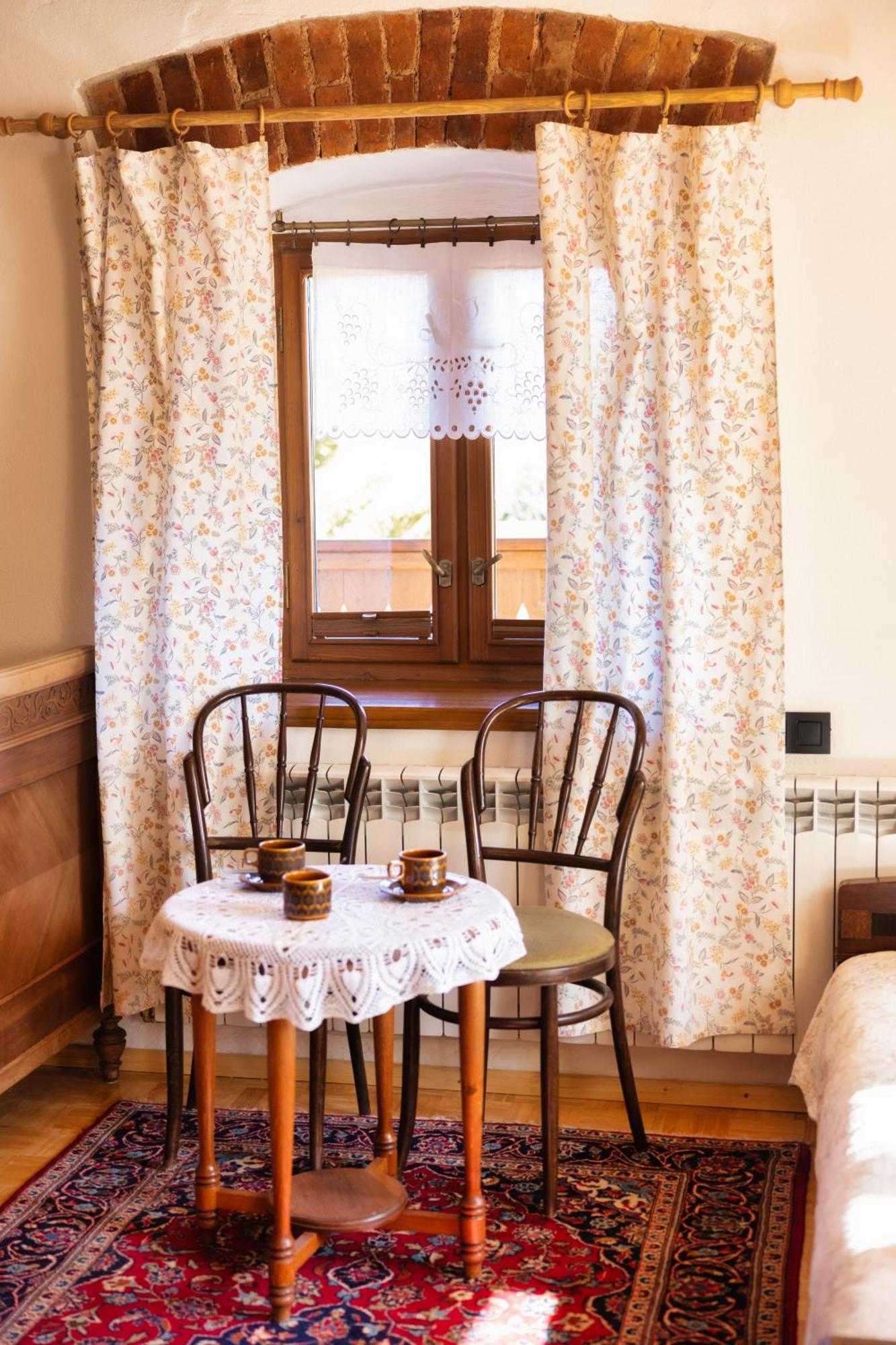 Gajraj Villa Radkow Bagian luar foto